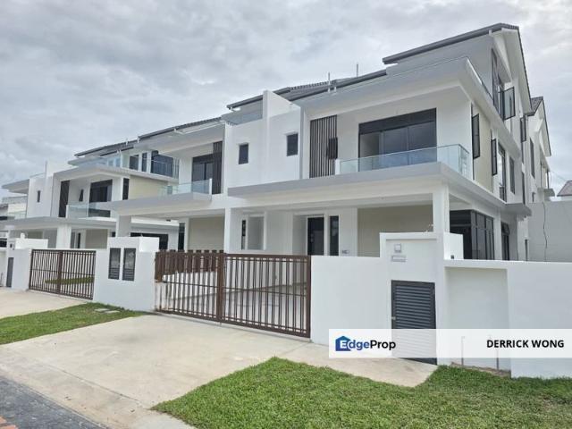 The Woodlands Cluster Homes @ Horizon Hills