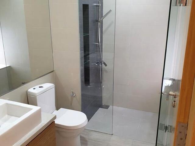 The Waterline D19, Condominium