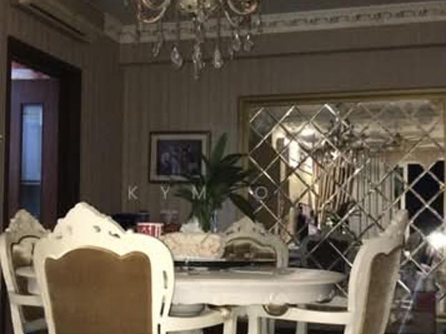 The Warren Apartment For Sale, $1,600,000, 3 Bed 3 Bath 1,227 sqft $1,304.00 psf
