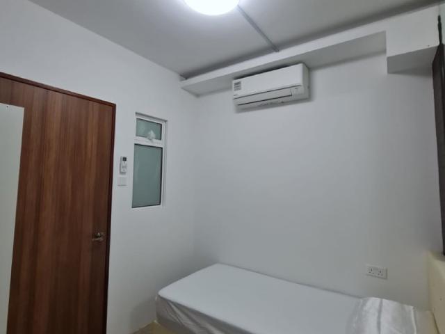 The Warren Condominium Room Rental, $1,000, 1 Bed 1 Bath 75 sqft $13.33 psf