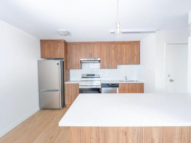 The Wellington 1 Bedroom Apartment for Rent at 2719 17 Ave Sw, Calgary, AB T3E 6K5 Killarney