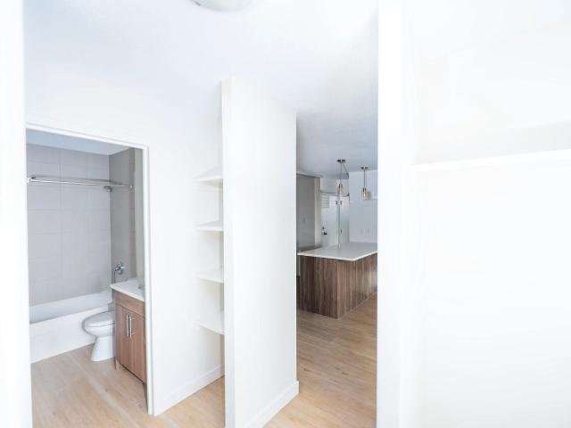 The Wellington 1 Bedroom Apartment for Rent at 2719 17 Ave Sw, Calgary, AB T3E 6K5 Killarney