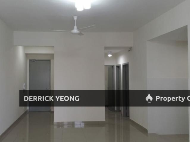 The wharf residence condo for sale below market price 4 bedroom 3 bathroom dual key puchong