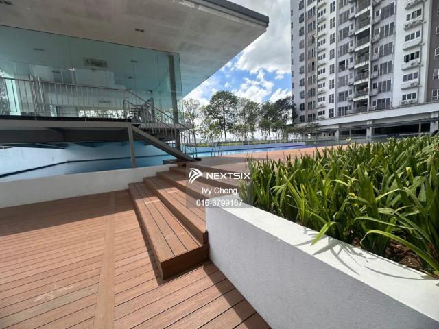 The Wharf Residence Fully Furnished 2 Rooms Apartment for Rent. Nearby Schools, Shops