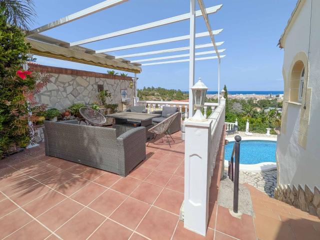 The White Collection Real Estate se enorgullece en presentar. 238m² Dénia