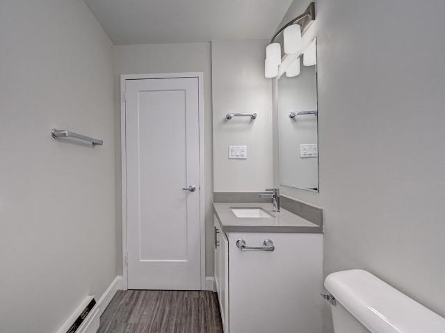 The White House Apartments 1 Bedroom Apartment for Rent at 524 Woolwich St, Guelph, ON N1H 3X8 Exhibition Park