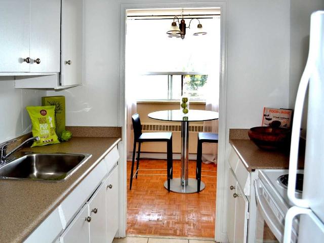 The Whitehall 3 Bedroom Apartment for Rent at 1265 Richmond St, London, ON N6A 3M1 North London