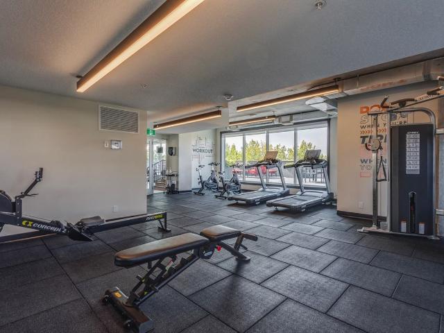 The Willow 2 Bedroom Apartment for Rent at 11009 109a Ave Nw, Edmonton, AB T5H 1G6 Queen Mary Park