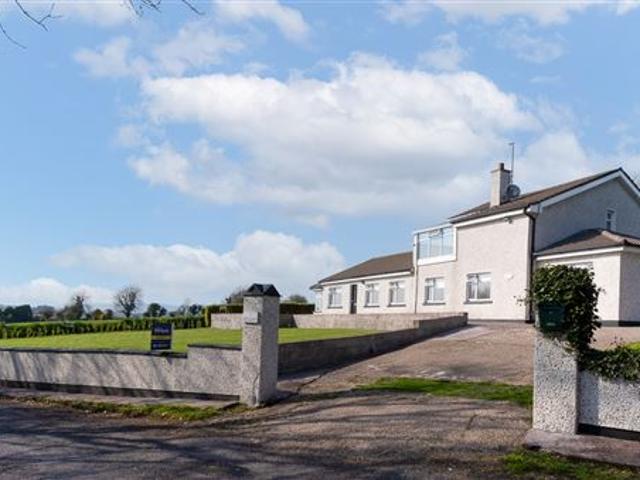 600 / month | The Willows, Monataggart, Aghabullague, Donoughmore, Cork Derek Dorgan Auctioneer & Letting Agents 4996 MyHome. Ie Lettings