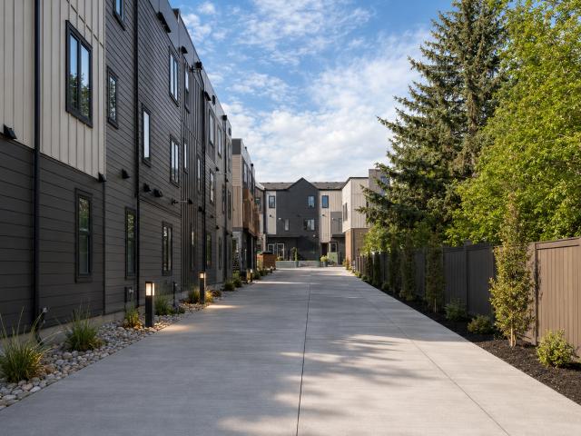 The Towns @ Shawnee Park 3 Bedroom Home for Rent at 250 Shawnee Gdns Sw, Calgary, AB T2Y 2V1
