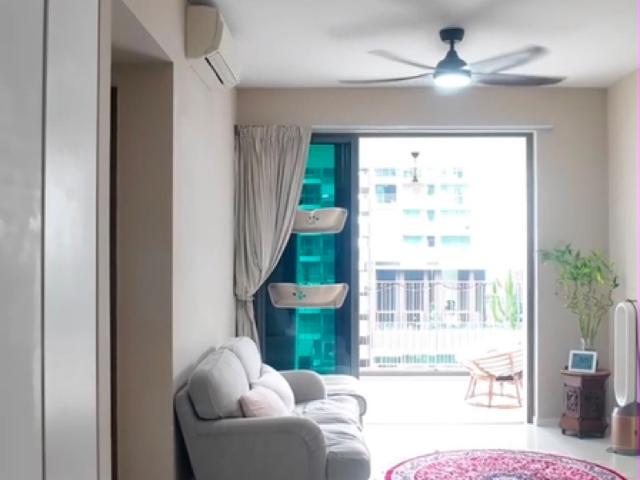 The Topiary Executive Condominium For Sale, $1,450,000, 3 Bed 2 Bath 915 sqft $1,585.00 psf