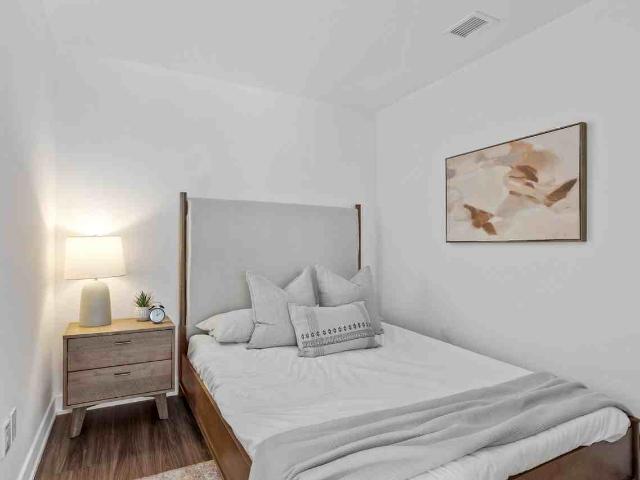 The Talisman 2 Bedroom Apartment for Rent at 1354 Carling Ave, Ottawa, ON K1Z 0C9 Carlington