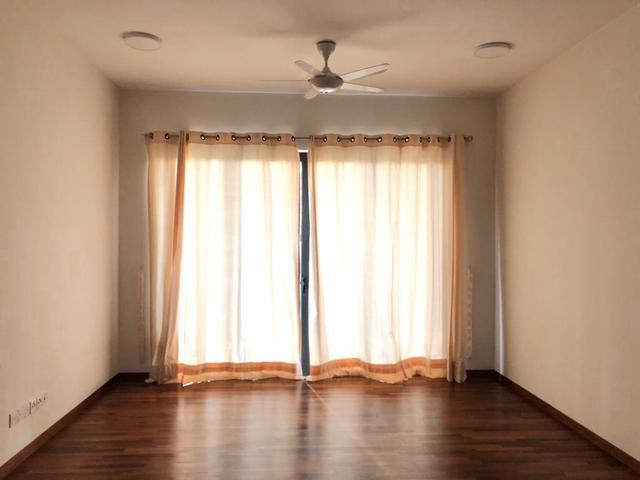 The Tamarind 1047sqft 3Bedrooms Fully Reno Furnished 2Caovered Cpk
