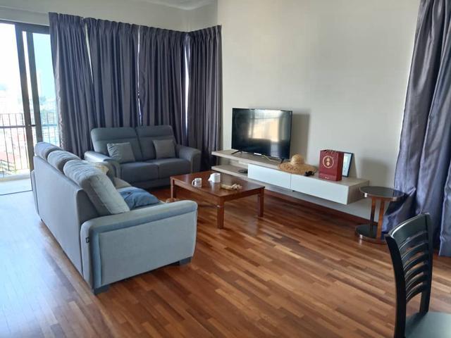 The Tamarind Corner Unit 1372sqft Fully Furnished Renovated