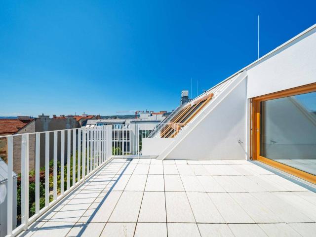 THE TEMPTATION Dachgeschoss Maisonette mit Terrasse & Balkon 21 m² Freifläche | 4 Zimmer