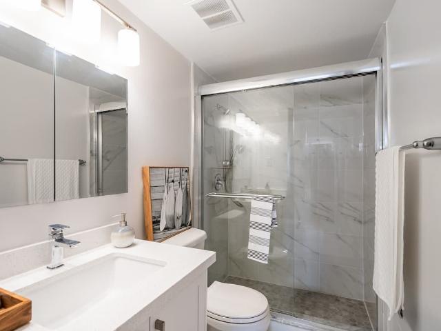 The Thomas 2 Bedroom Apartment for Rent at 355 St Clair Ave W, Toronto, ON M5P 1N5 Casa Loma