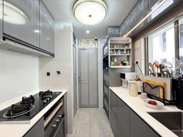 The Tre Ver D13, Condominium