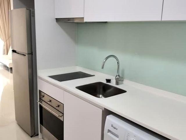The Trilinq D5, Condominium