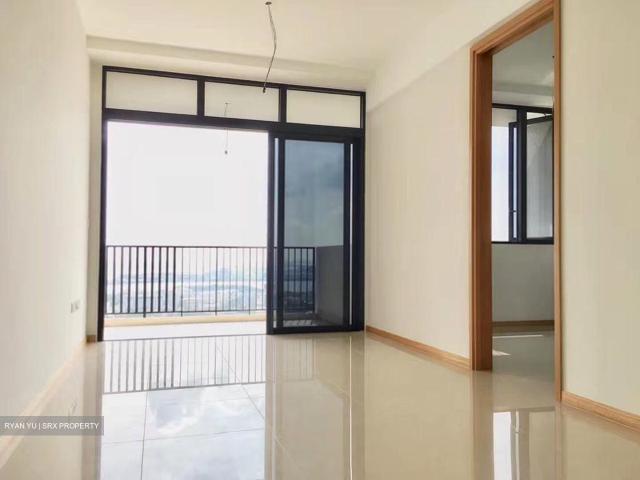 The Trilinq D5, Condominium