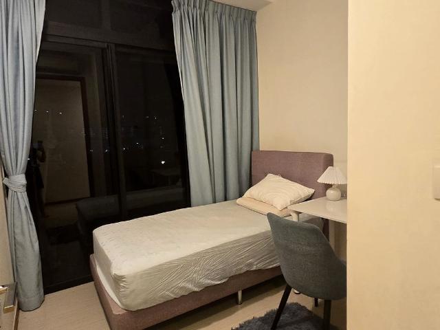 The Trilinq D5, Condominium