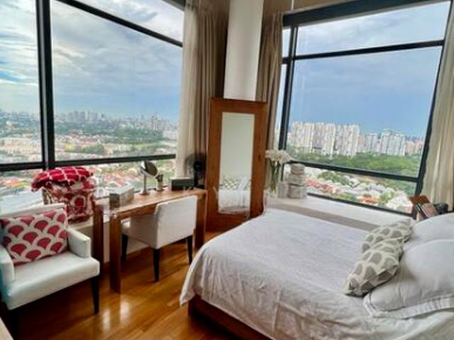 The Trizon D10, Condominium