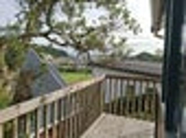 The Ultimate Coastal Lock and Leave