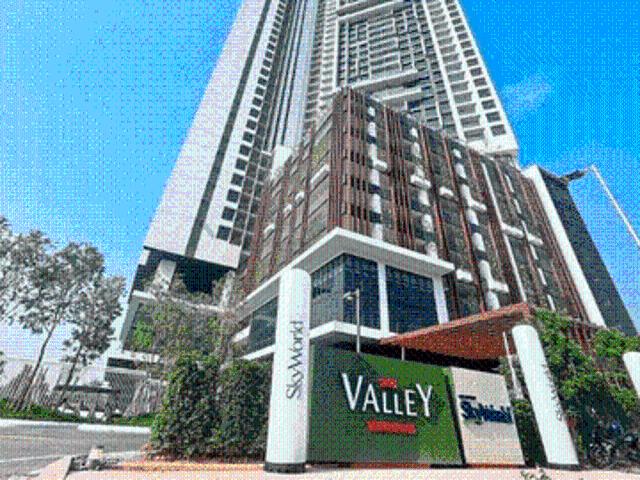 The Valley Residence