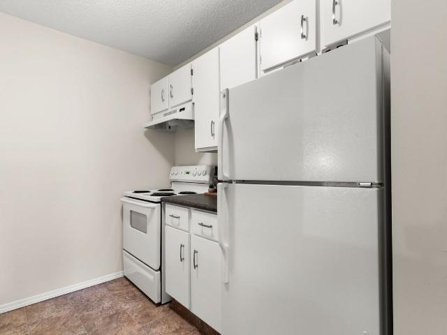 The Village 2 Bedroom Apartment for Rent at 75 75, 83, 91, 99 Michener Dr, Regina, SK S4V 0L1 Arcola East South Side