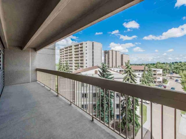 The Village at Southgate 3 Bedroom Apartment for Rent at 10711 47 Ave Nw, Edmonton, AB T6H 5J1 Empire Park