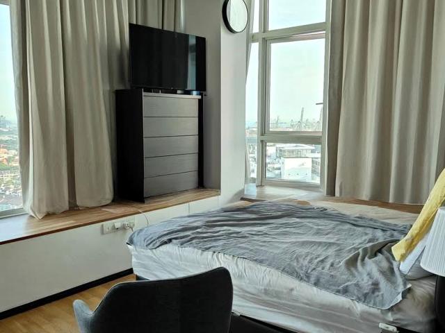 The Vision D5, Condominium