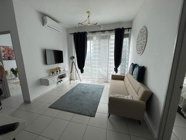 The Zizz Condominium 3 Room For SellDamansara Damai PJ