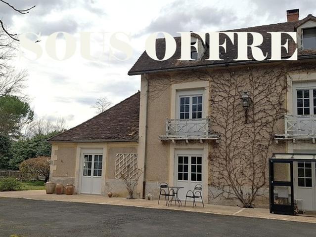 Thenon Vente Propriété/château 24