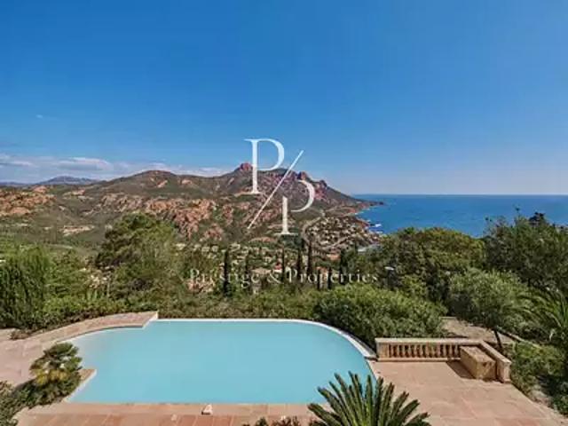 Théoule sur Mer 06590 Achat / Vente maison 10 pièces t10 piscine
