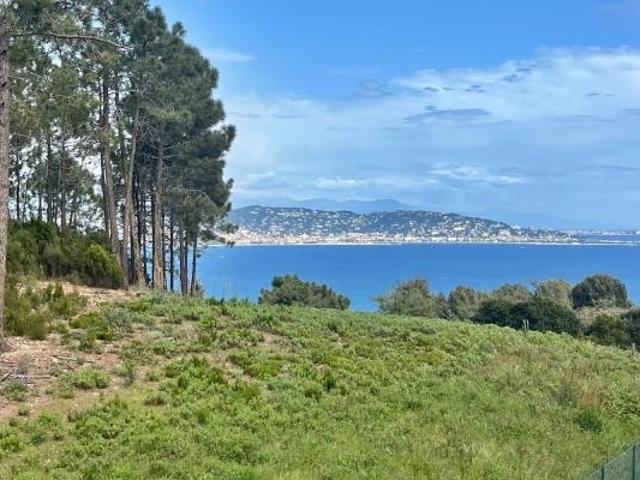 Théoule sur mer, appartement 3 pièces avec vue mer et Esterel