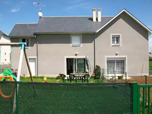 Thérondels 12600 Location maison 4 pièces t4