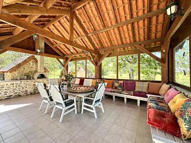 Saint Jory de Chalais 24800 Achat / Vente maison 9 pièces t9 piscine jardin