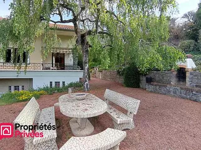 Thizy les Bourgs 69240 Achat / Vente maison 8 pièces t8 jardin terrasse