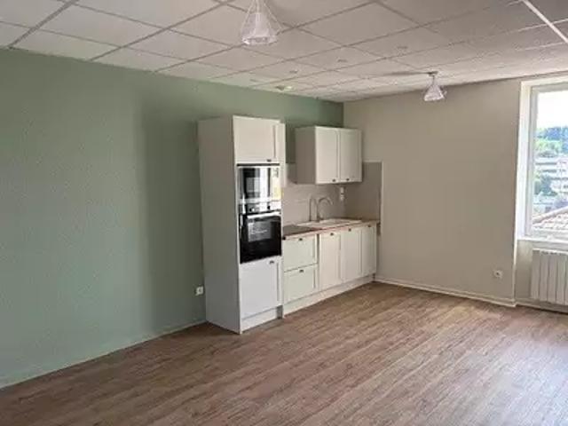 Thizy les Bourgs 69240 Location appartement 3 pièces t3 au dernier étage
