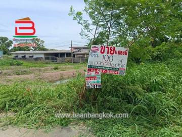 ที่ดินเปล่า ชุมชนเดชาพัฒนา 87 เมืองเอก ซอยพหลโยธิน 87 เนื้อที่ 100 ตรว.ถนนพหลโยธิน ตำบลประชาธิปัตย์ อำเภอธัญบุรี จังหวัดปทุมธานี