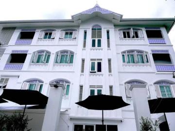 ที่ดินพร้อมโรงแรม 4 ดาว​ และอาคารพาณิชย์ ทำเลท่าแพใจกลางเมืองเชียงใหม่