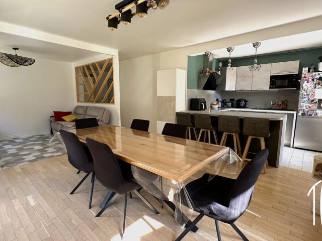 THIAIS 4 PIECES 79 m2 TERRASSE PARKING