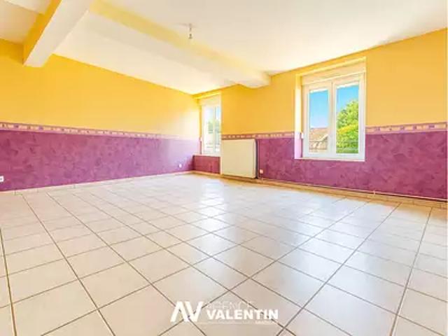 Thiaucourt Regniéville 54470 Location appartement 4 pièces t4 au dernier étage parking