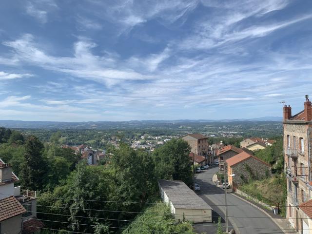 Thiers Location Appartement 63