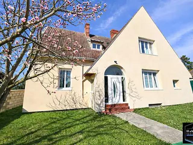 Thieux 77230 Achat / Vente maison 6 pièces t6 au dernier étage parking