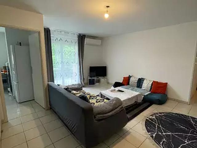 Thil 31530 Location appartement 3 pièces t3 au dernier étage parking