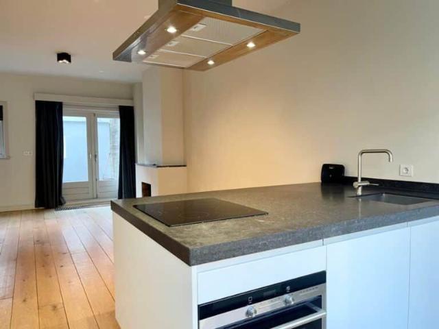 Thinsstraat 8