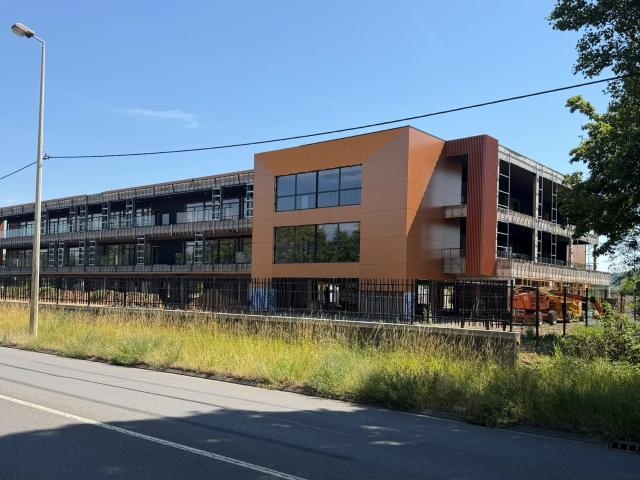 THIONVILLE CENTRE D’AFFAIRES NEOM Cellules commerciales à louer