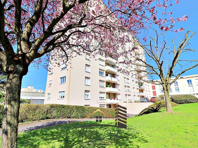 THIONVILLE: F4 A RENOVER AVEC PARKING