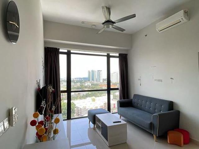 Third Avenue Spacious 2R2B Balcony NICE Unit near City Uni Cyberjaya