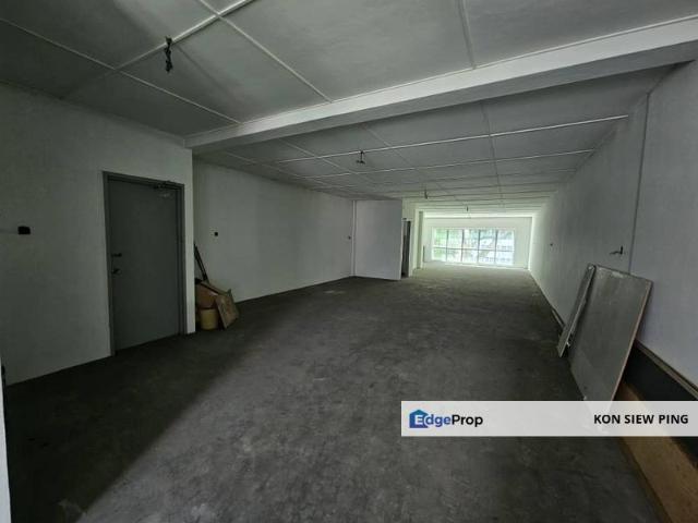 Third Floor Intermediate Commercial Office/ Shoplot For Rent Located at Pending, Near Icom Square